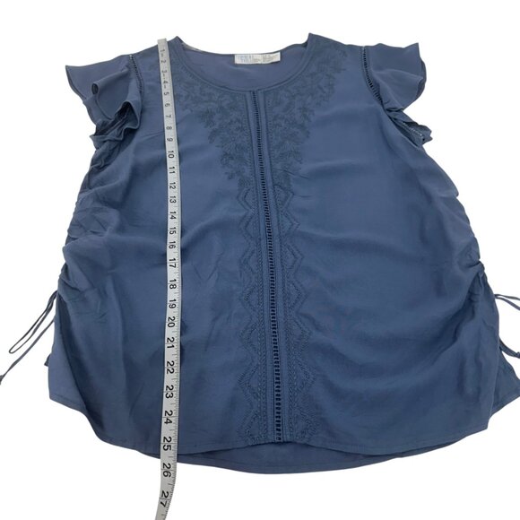 Time And Tru Womens Dusty Blue Embroidered Flutter Sleeve Top Size M 100% Rayon - Picture 6 of 10